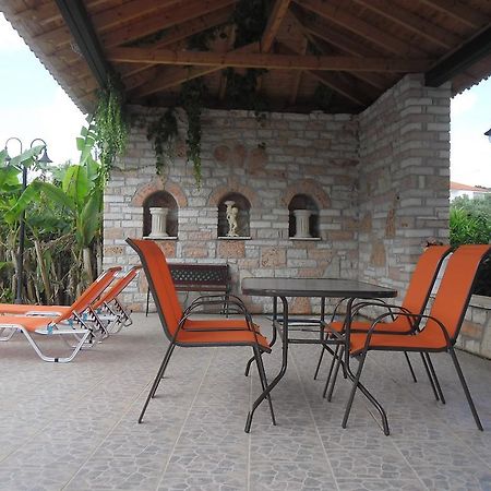 Villa Maria Chrani Exterior photo